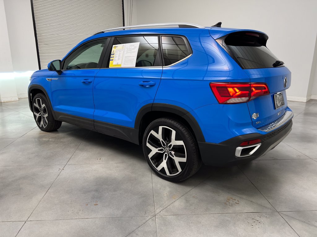 Used 2022 Volkswagen Taos SEL w/ Panoramic Sunroof Package AWD/4WD image 6