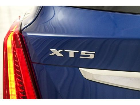 Used 2024 Cadillac XT5 Luxury FWD image 60