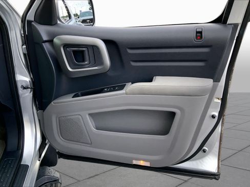 Used 2012 Honda Ridgeline RTS image 20