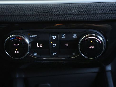 Used 2024 Chevrolet TrailBlazer LT w/ Convenience Package AWD/4WD image 20