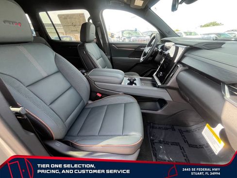 New 2026 GMC Acadia AT4 w/ Luxury Package AWD/4WD image 21