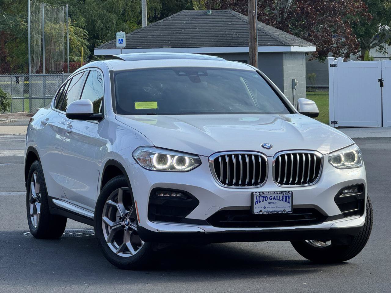 Used 2021 BMW X4 xDrive30i w/ Premium Package AWD/4WD image 1