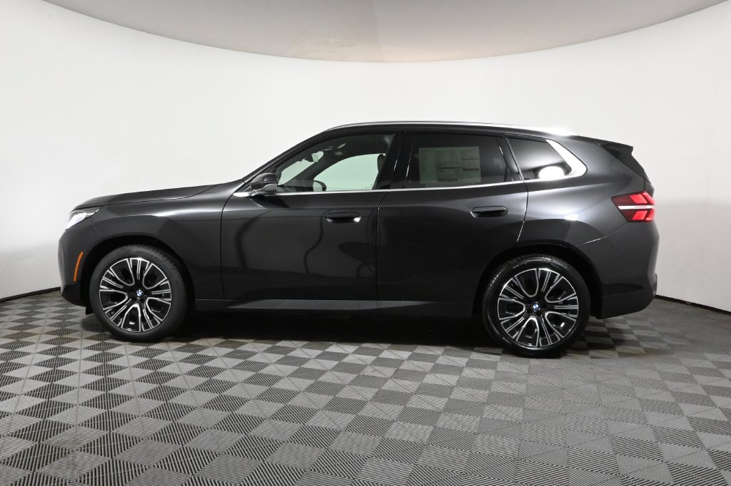 Used 2025 BMW X3 xDrive30i w/ Convenience Package AWD/4WD image 2