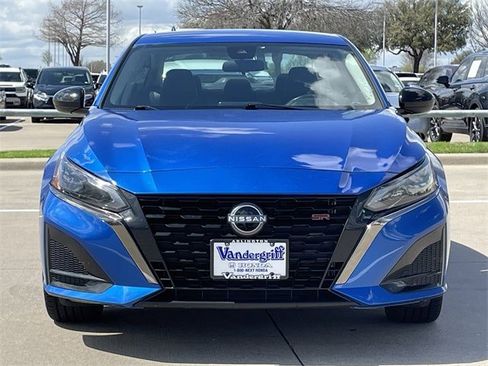 Used 2025 Nissan Altima 2.5 SR image 7