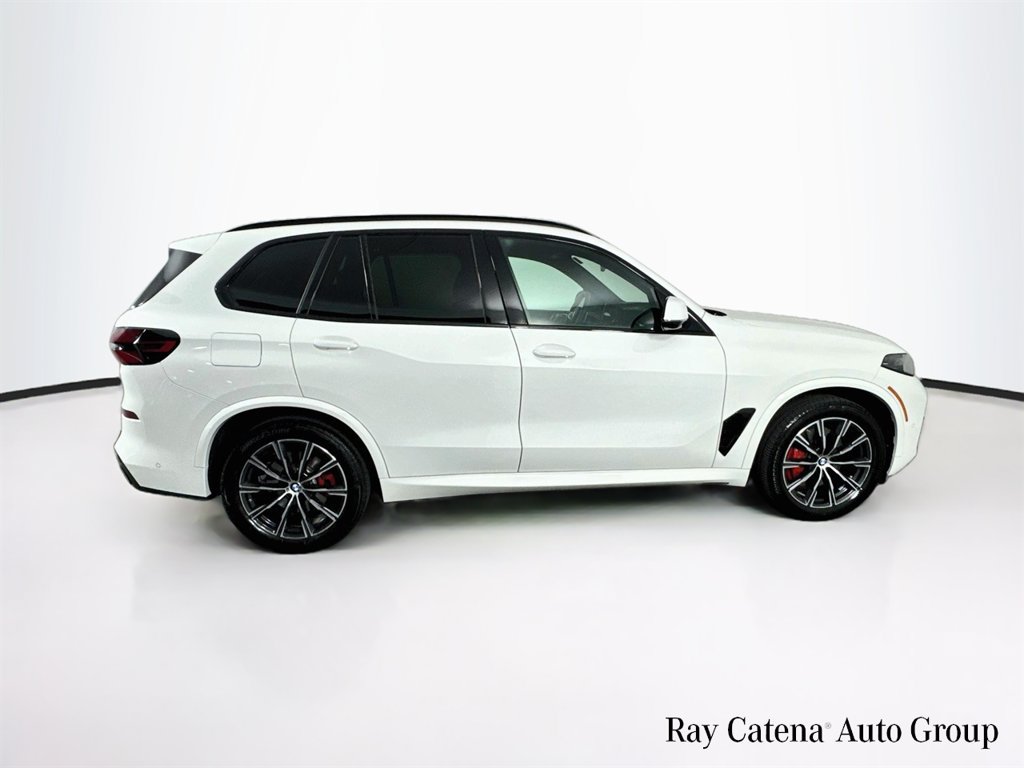Used 2026 BMW X5 xDrive40i w/ M Sport Package AWD/4WD image 8