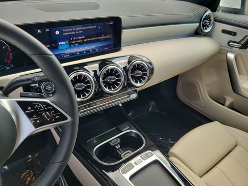 Certified 2026 Mercedes-Benz CLA 250 image 25