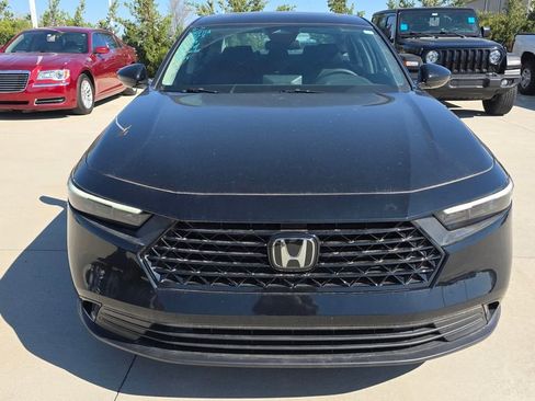 Certified 2023 Honda Accord EX image 8