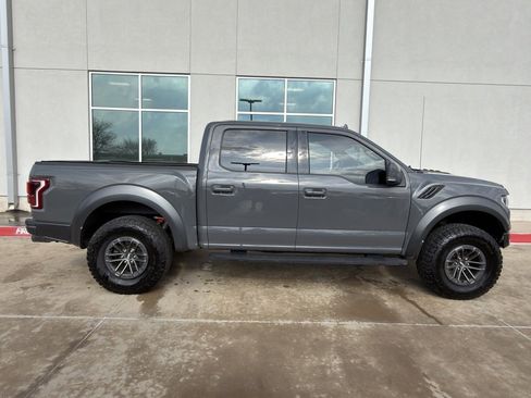 Used 2020 Ford F150 Raptor w/ Equipment Group 802A Luxury image 4