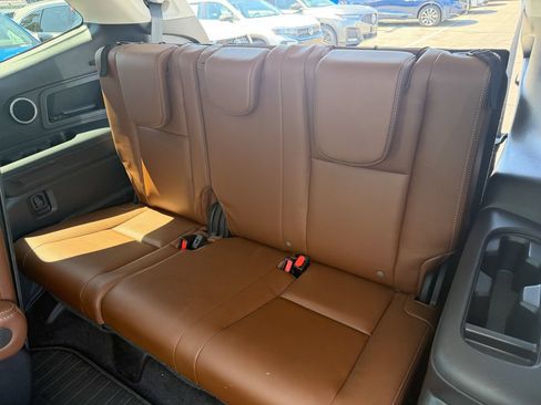 Used 2024 Subaru Ascent Touring AWD/4WD image 26