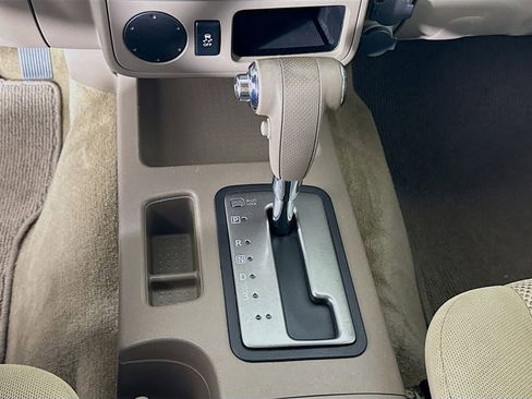 Used 2016 Nissan Frontier SV image 15