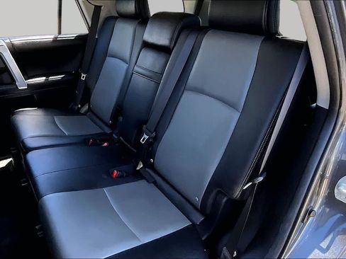 Used 2014 Toyota 4Runner SR5 Premium RWD image 17