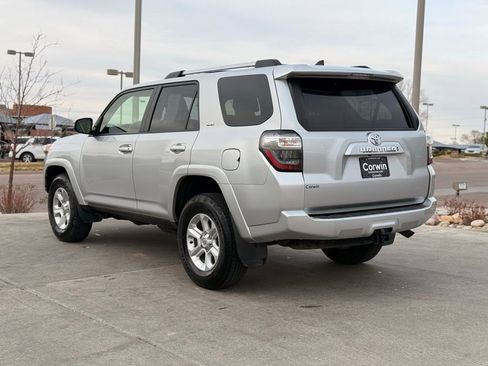 Used 2024 Toyota 4Runner SR5 image 5