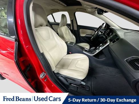 Used 2017 Volvo S60 T5 Dynamic w/ Vision Package image 29