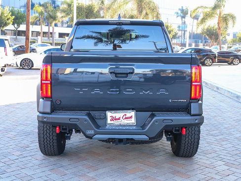 Used 2024 Toyota Tacoma Trailhunter image 11