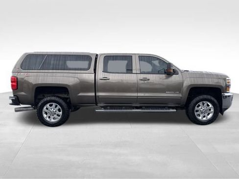 Used 2015 Chevrolet Silverado 2500 LT w/ LT Convenience Package image 11