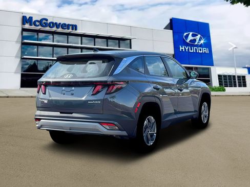 New 2026 Hyundai Tucson Blue SE image 7
