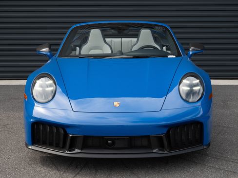 Certified 2026 Porsche 911 Carrera 4 GTS AWD/4WD image 30