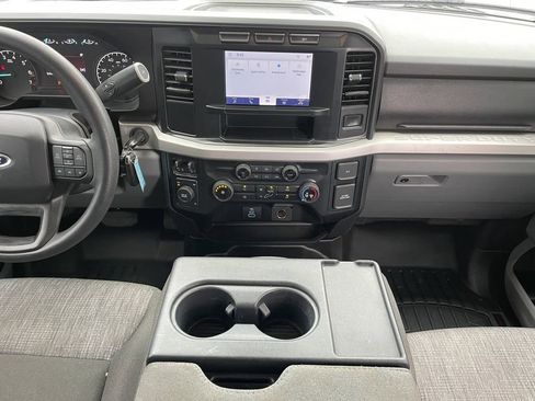 Used 2023 Ford F250 XLT image 17