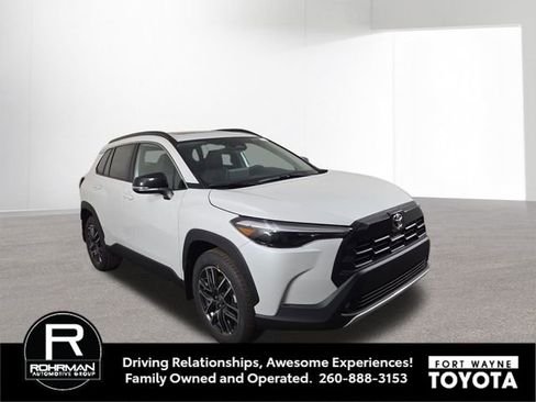 New 2026 Toyota Corolla Cross XLE image 4