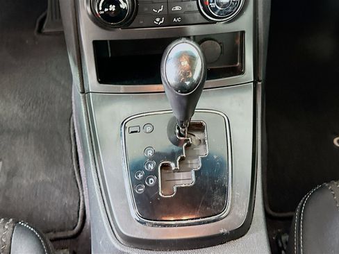 Used 2011 Hyundai Genesis 2.0T image 22