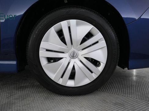 Used 2025 Nissan Leaf S FWD image 20
