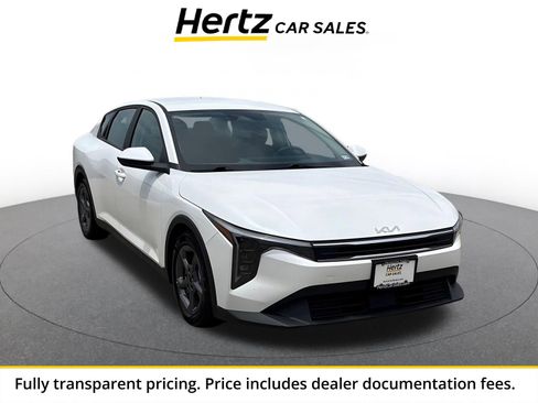 Used 2025 Kia K4 FWD image 1
