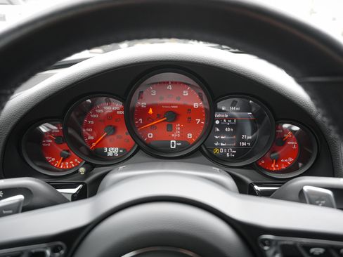 Used 2018 Porsche 911 Carrera T image 22