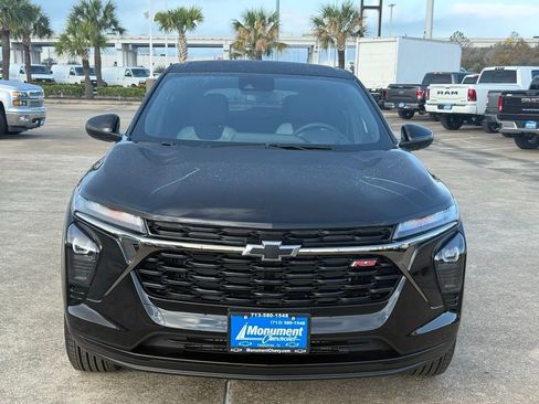 New 2026 Chevrolet Trax RS image 3