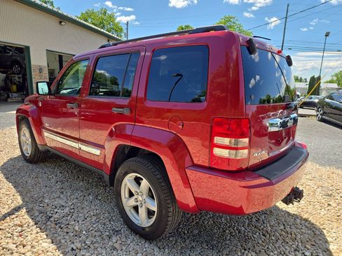 Used 2012 Jeep Liberty Sport AWD/4WD image 4