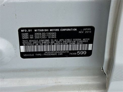 Used 2017 Mitsubishi Lancer ES image 29