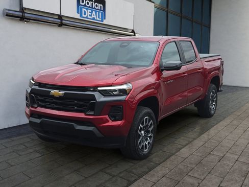 Used 2023 Chevrolet Colorado LT w/ LT Convenience Package III AWD/4WD image 7