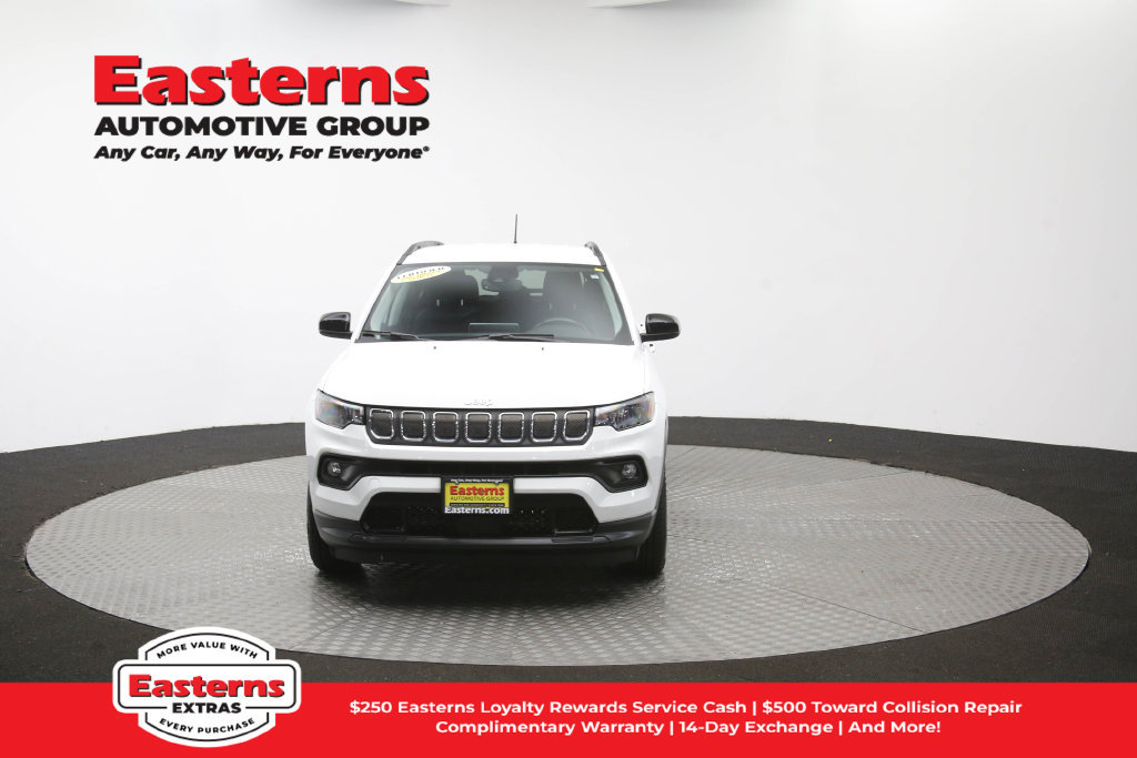 Used 2022 Jeep Compass Latitude w/ Convenience Group AWD/4WD image 53