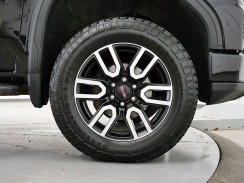 Used 2022 GMC Sierra 1500 AT4 w/ AT4 Premium Package image 36