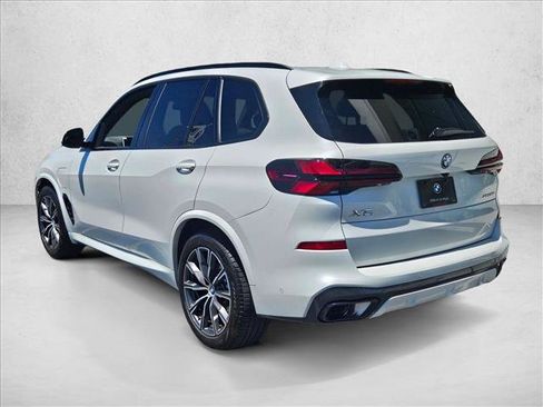 Used 2026 BMW X5 xDrive50e w/ M Sport Package AWD/4WD image 8