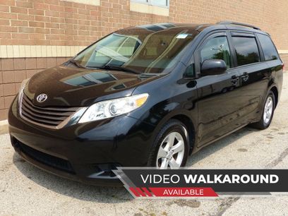 Used 2017 Toyota Sienna LE