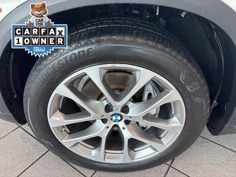 Used 2024 BMW X5 xDrive40i w/ Premium Package AWD/4WD image 8