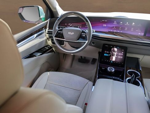 Certified 2026 Cadillac Escalade Platinum Luxury w/ LPO, Floor Liner Package image 28