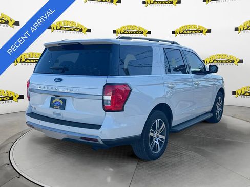 Used 2024 Ford Expedition XLT image 5