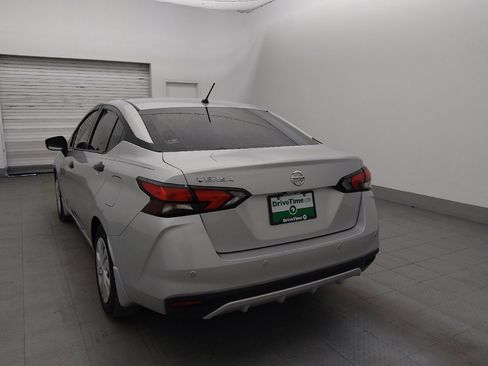 Used 2021 Nissan Versa S FWD image 5