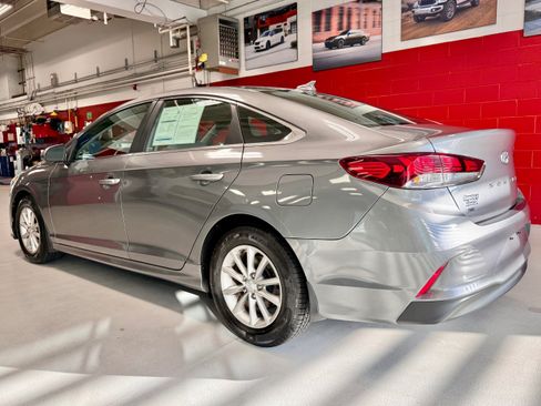 Used 2019 Hyundai Sonata SE w/ Cargo Package FWD image 5