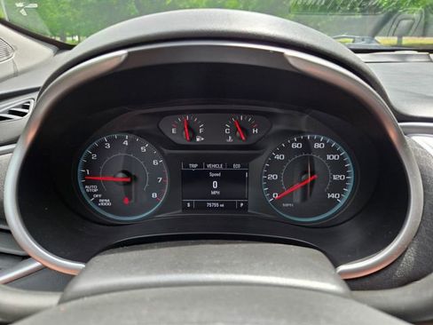 Used 2022 Chevrolet Malibu LT FWD image 20