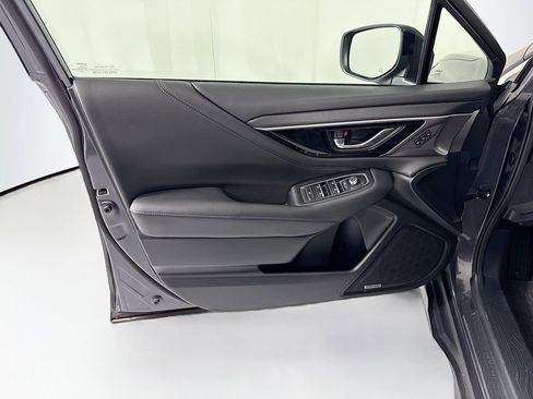 Used 2024 Subaru Outback Limited image 25