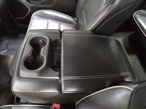 Used 2019 RAM 1500 Laramie image 23