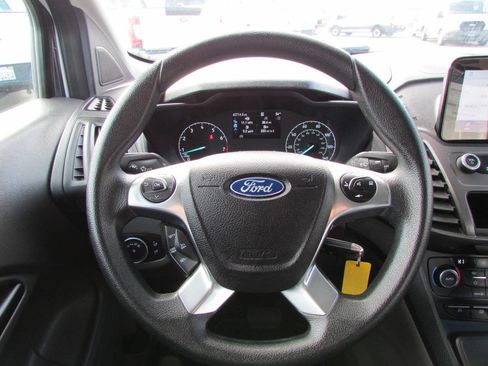 Used 2022 Ford Transit Connect XLT image 17
