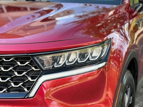 Used 2021 Kia Sorento S w/ Panoramic Sunroof Package AWD/4WD image 10