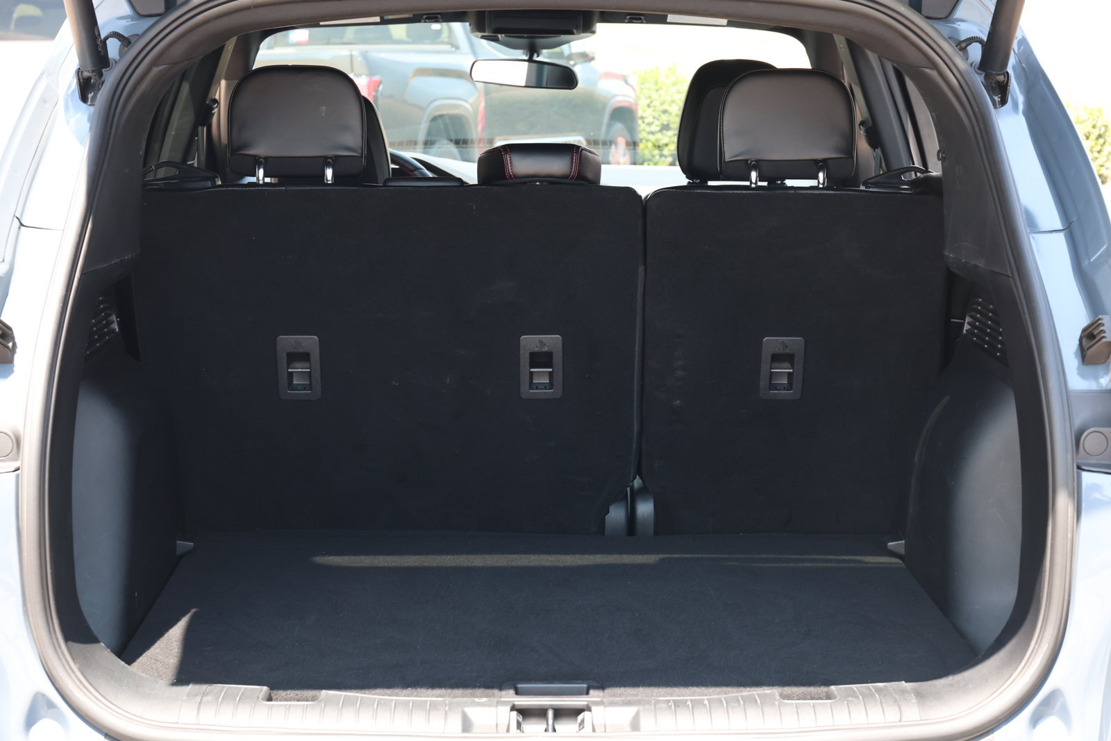 Used 2025 Ford Escape ST-Line Select AWD/4WD image 32