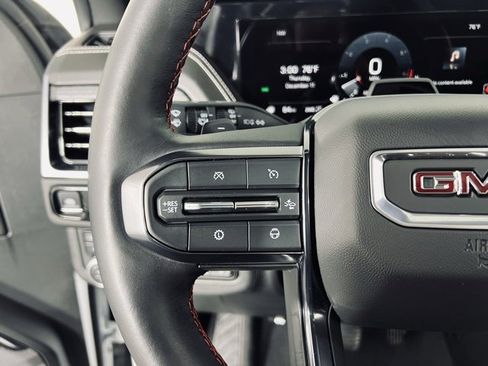 Used 2025 GMC Yukon AT4 Ultimate image 25