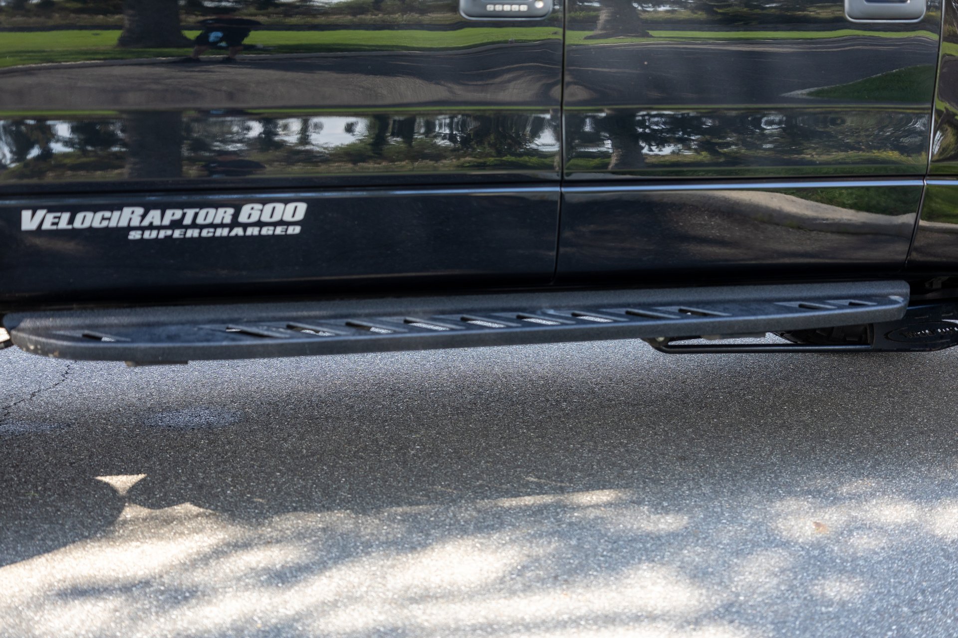 Used 2013 Ford F150 Raptor w/ Luxury Equipment Group AWD/4WD image 38
