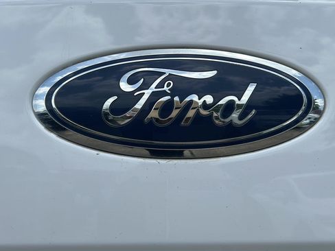 Used 2017 Ford F150 XLT w/ Equipment Group 302A Luxury RWD image 31