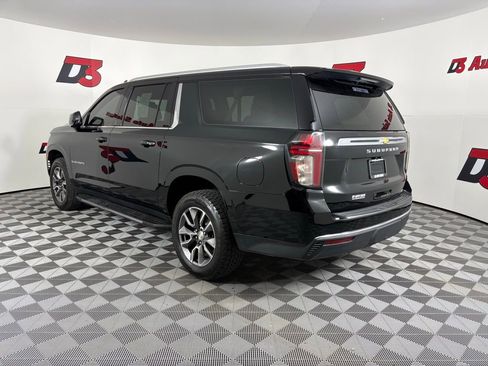 Used 2022 Chevrolet Suburban LT w/ LT Signature Package AWD/4WD image 5
